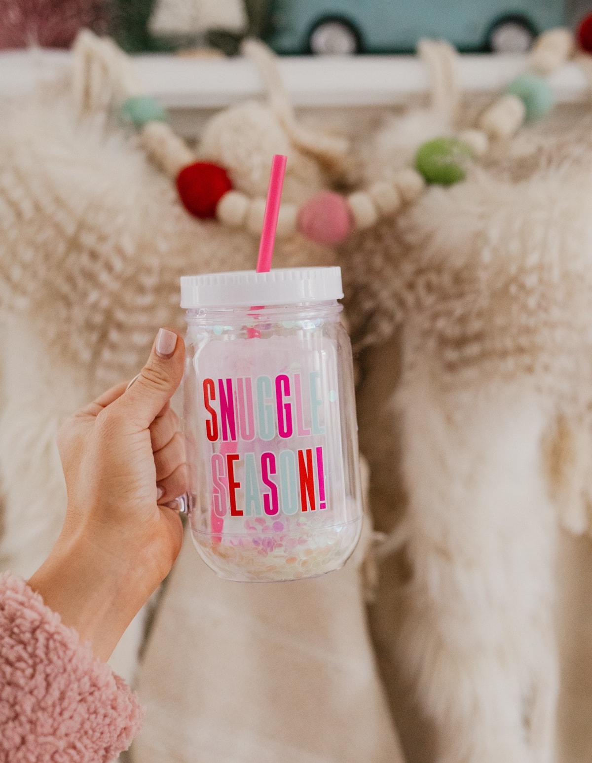 snuggle season mug with straw