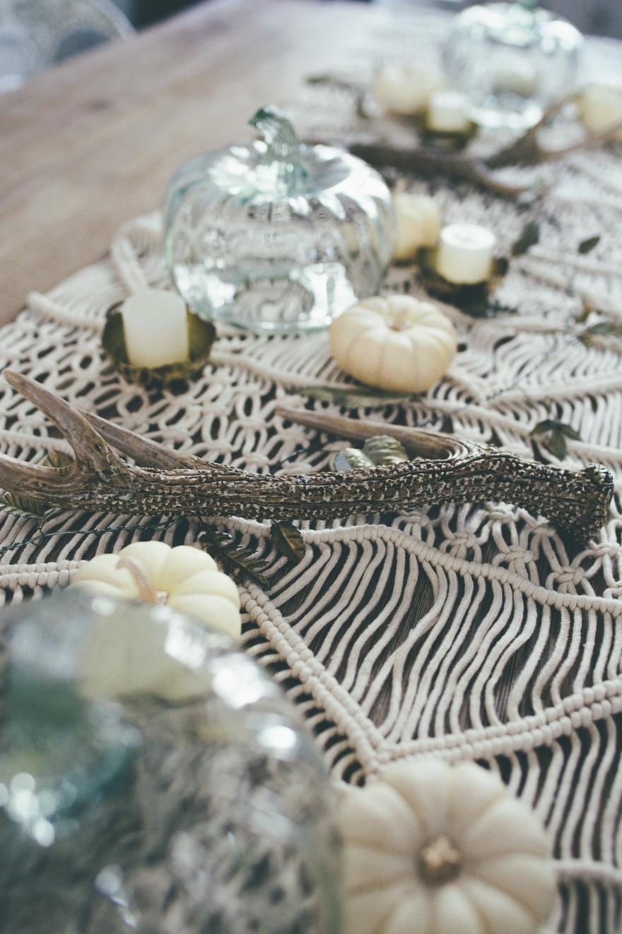 Table runner 