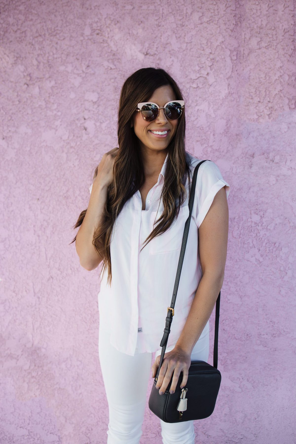 Cute pink stripe top, white jeans, perfect for summer!