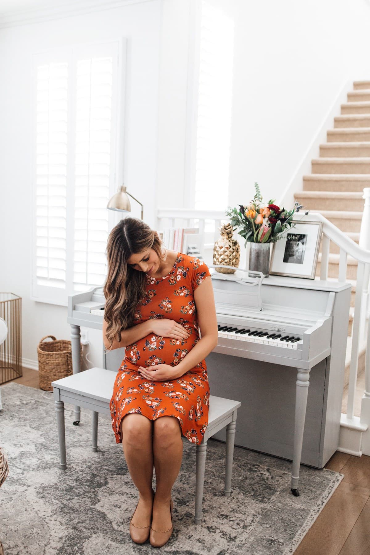 What To Buy When You Find Out You re Pregnant Mint Arrow