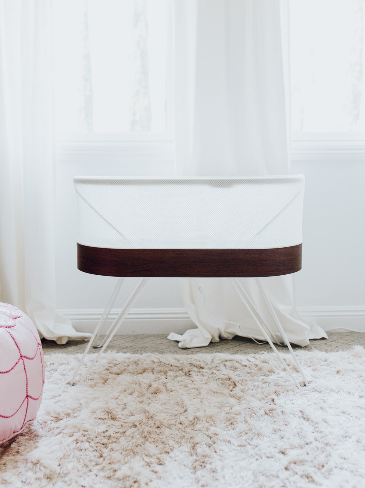 how to clean the snoo bassinet