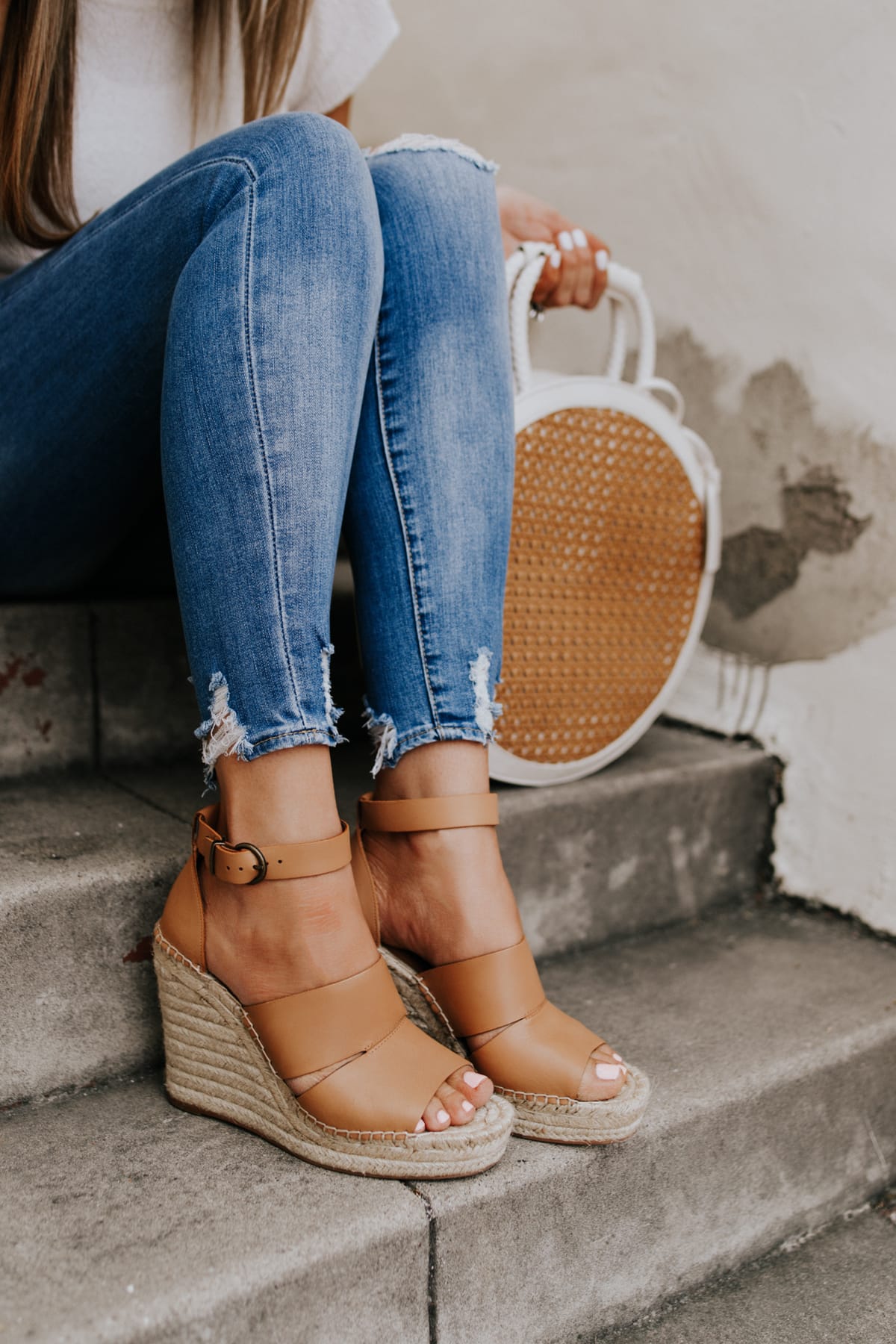 EIGHT cute sandals you'll love for years!! - Mint Arrow