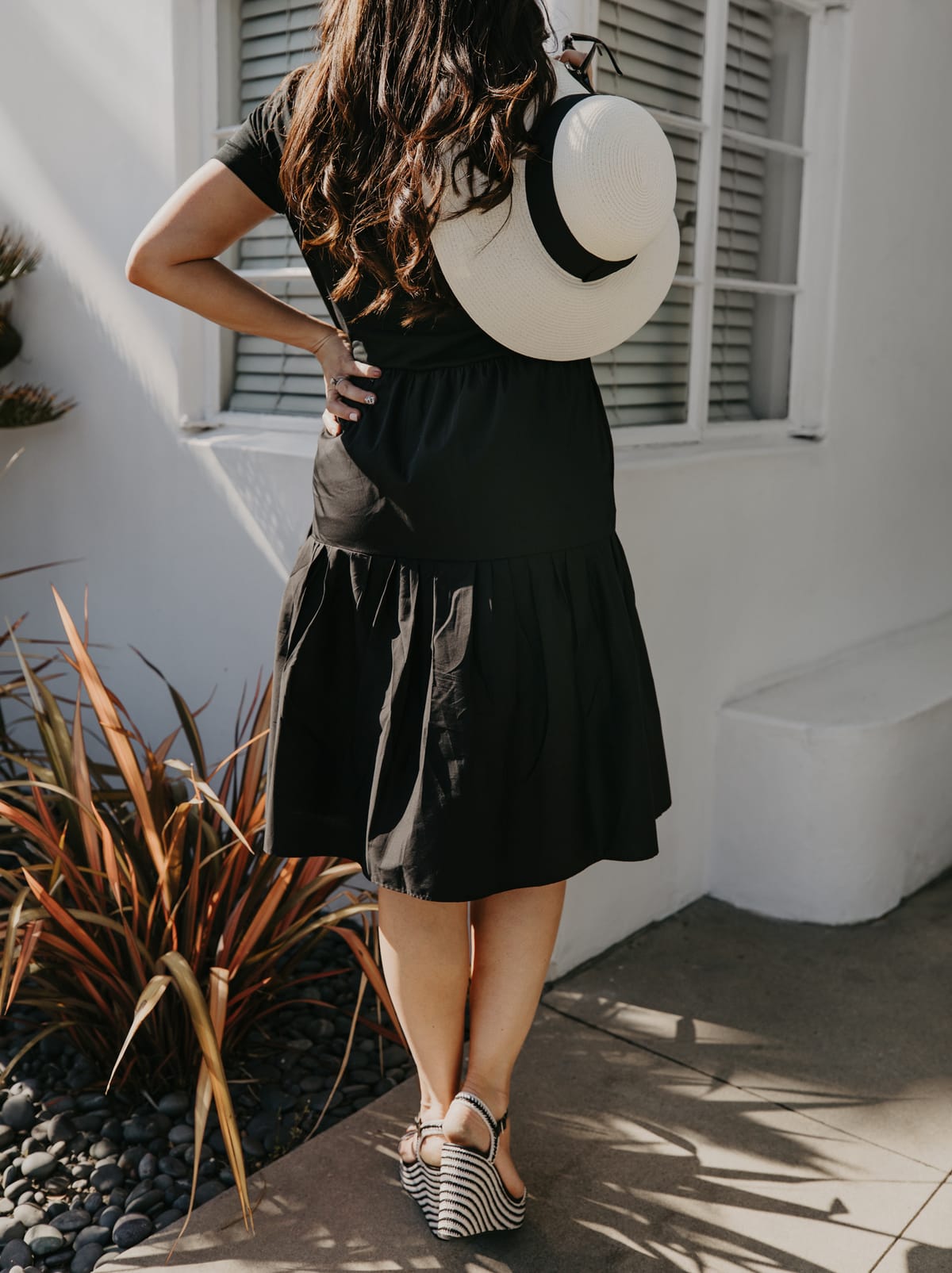 floppy hat