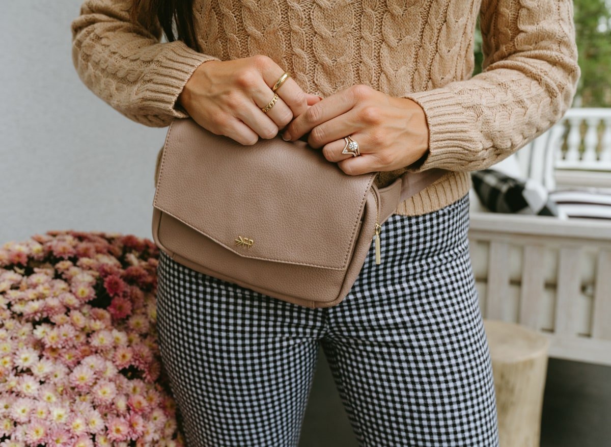 freshly picked belt bag