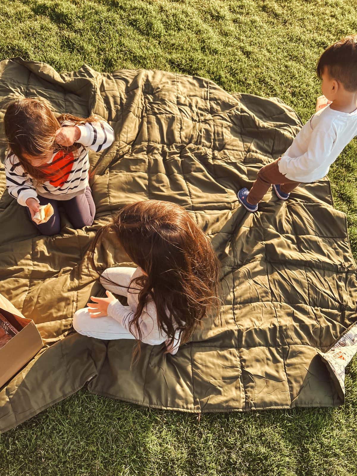 outdoor blanket