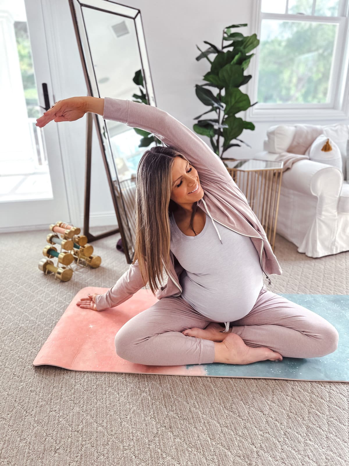 prenatal yoga poses 