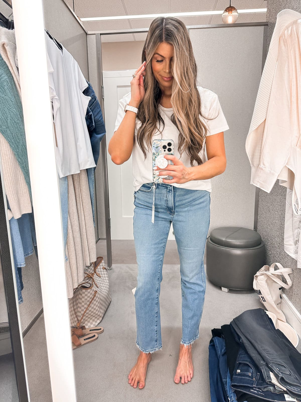 6 Pairs of Jeans Worth Buying During Anniversary Sale Early Access - The Mom Edit
