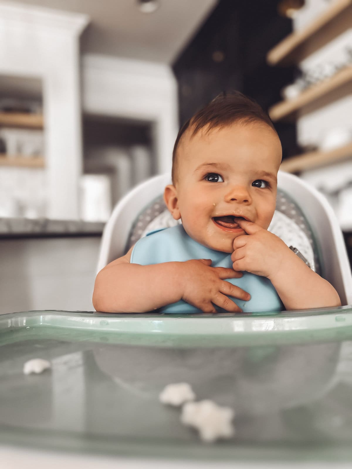 when to start solids with baby 
