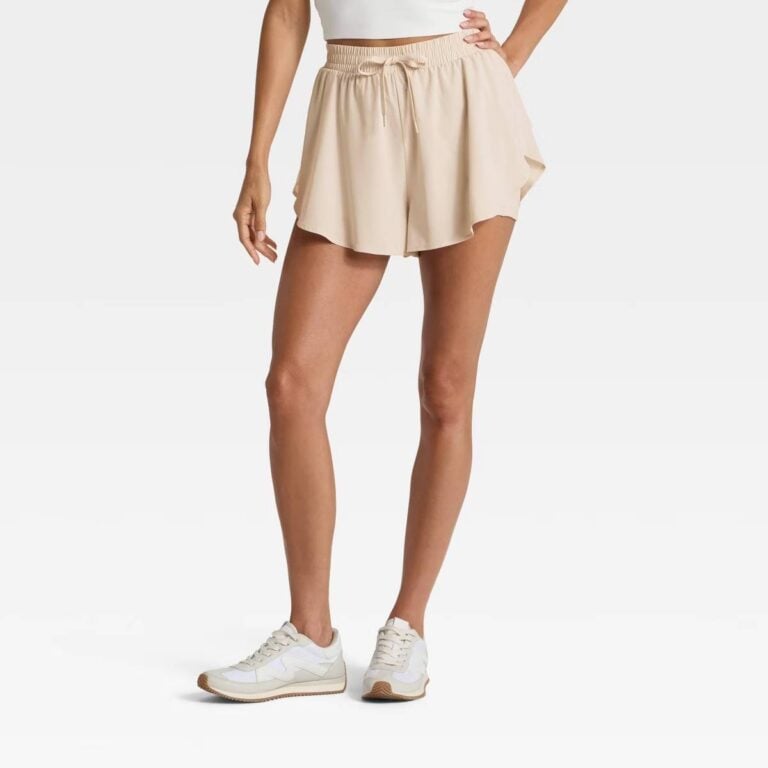 Women's Woven High-Rise Flutter Shorts 3_